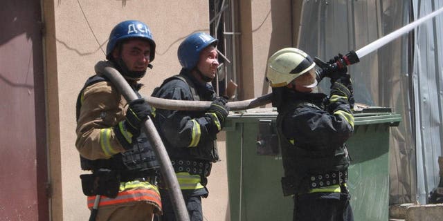 Ukraine hospital fire fighters