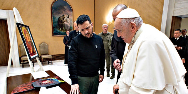Zelenskyy meets with Pope Francis