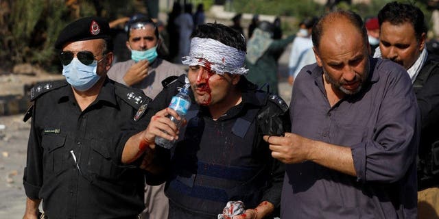 Pakistani police injured in protests