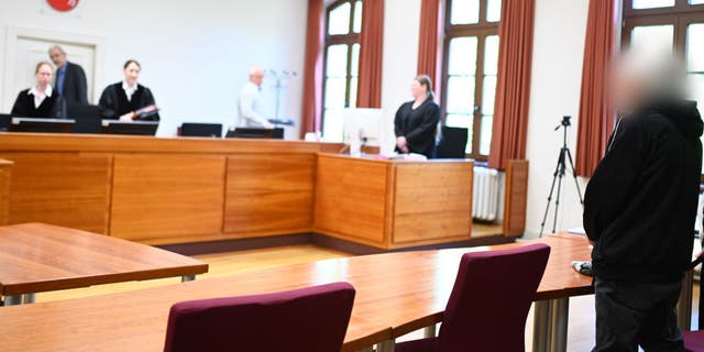 Elderly German man in court for drug dealing