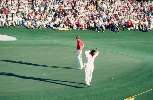 strongEd Sneed, The Masters (1979)/strong He wasn't related to Sam Snead, but Ed Sneed saw a major slip away in similarly catastrophic circumstances at The Masters in 1979. Three up with three to play, Sneed slumped to a trio of bogeys to fall into a sudden-death playoff at Augusta -- the first time the format had been used. Debutant Fuzzy Zoeller went on to clinch a one-stroke victory over Sneed and Tom Watson. While Watson would finish his career with eight major titles, including two Masters victories, 1979 would cruelly be the closest Sneed ever got to tasting major glory. 
