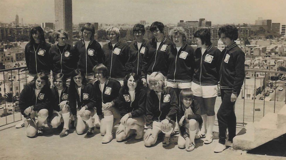 The 1971 unofficial England team