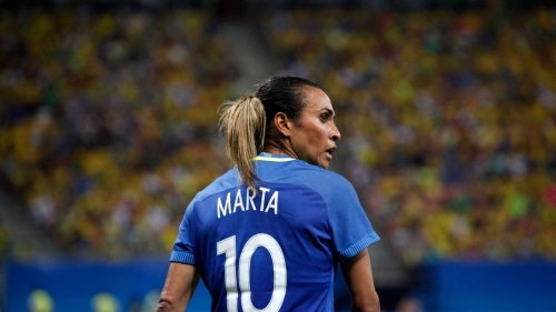 Brazil's player Marta is seen during the Olympic Games Rio 2016 women's first round Group E football match between South Africa and Brazil at the Arena Amazonia in Manaus, Brazil, on August 9, 2016. (Photo by RAPHAEL ALVES / AFP)        (Photo credit should read RAPHAEL ALVES/AFP via Getty Images)