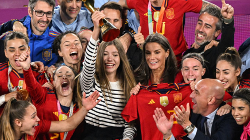Spanish Queen Letizia and daughter Infanta Sofia, celebrate with Spain's players after they won the 2023 Women's World Cup final between Spain and England at Stadium Australia in Sydney on August 20, 2023.