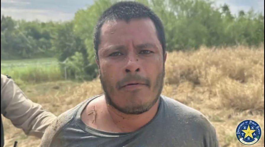 Texas DPS troopers arrest smuggler after he attempts to flee
