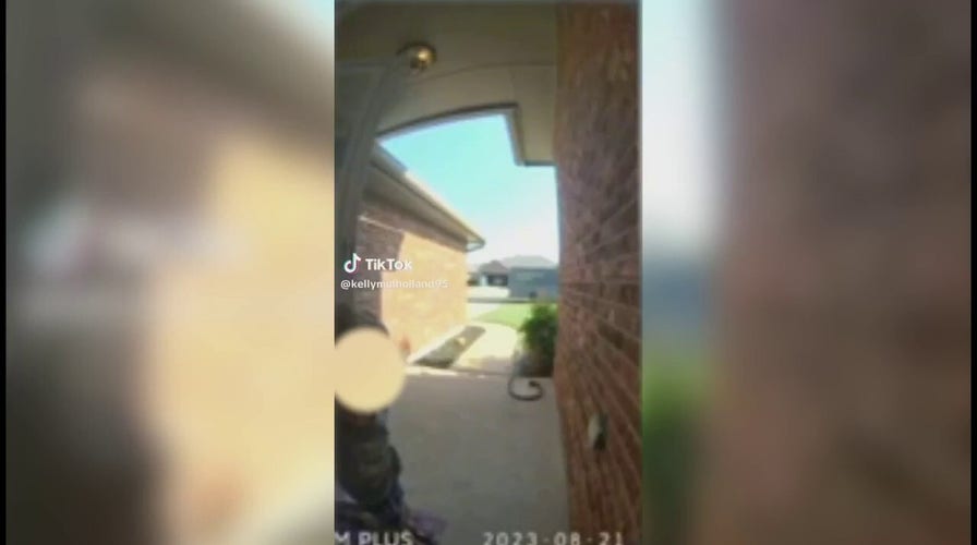 Viral video shows Oklahoma boy, 5, ringing doorbell, asking for help after let off at wrong bus stop