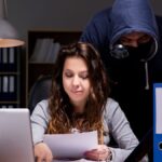 10 easy ways to prevent someone from spying on you