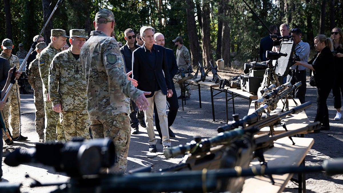 Secretary of State Blinken looks at weapons in Ukraine