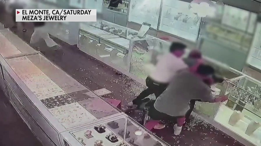 California jewelry store owners fight back during attempted robbery
