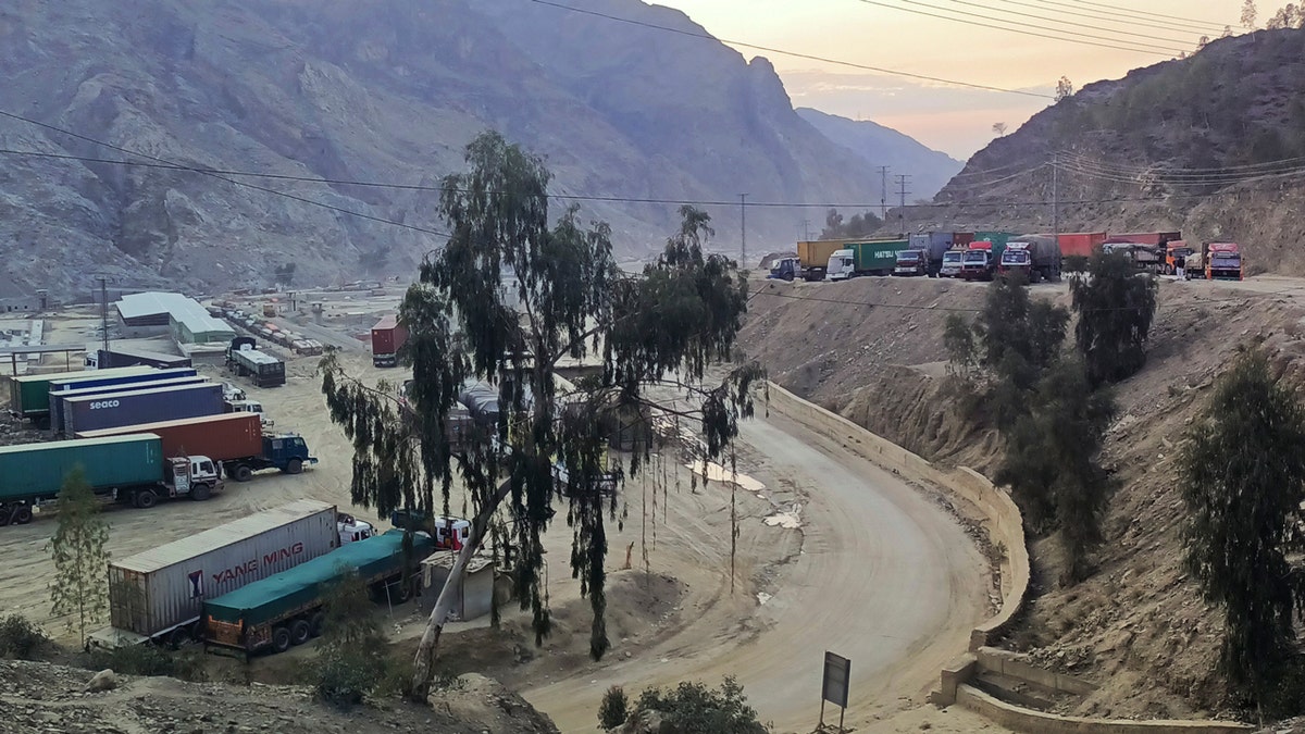 Afghanistan Pakistan border