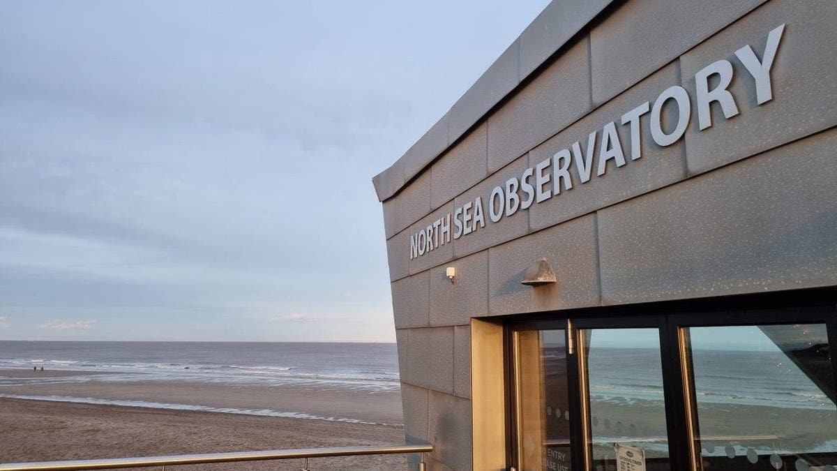 Observatory on the ocean in Lincolnshire