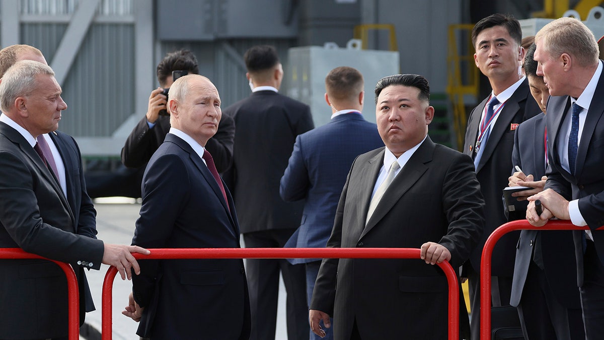 Putin and Kim Jong Un 