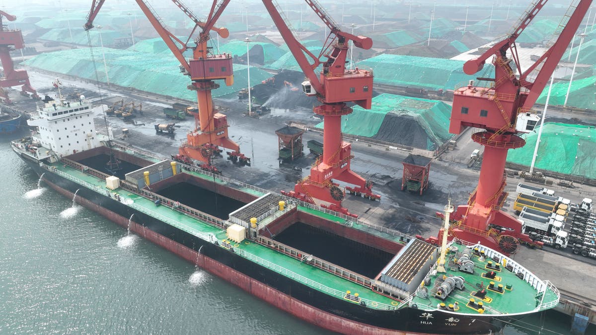 Docks unloading coal supply