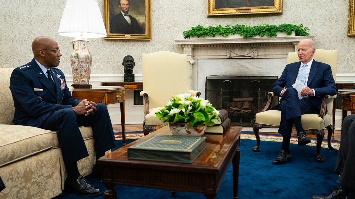 Biden meeting in White House about Ukraine