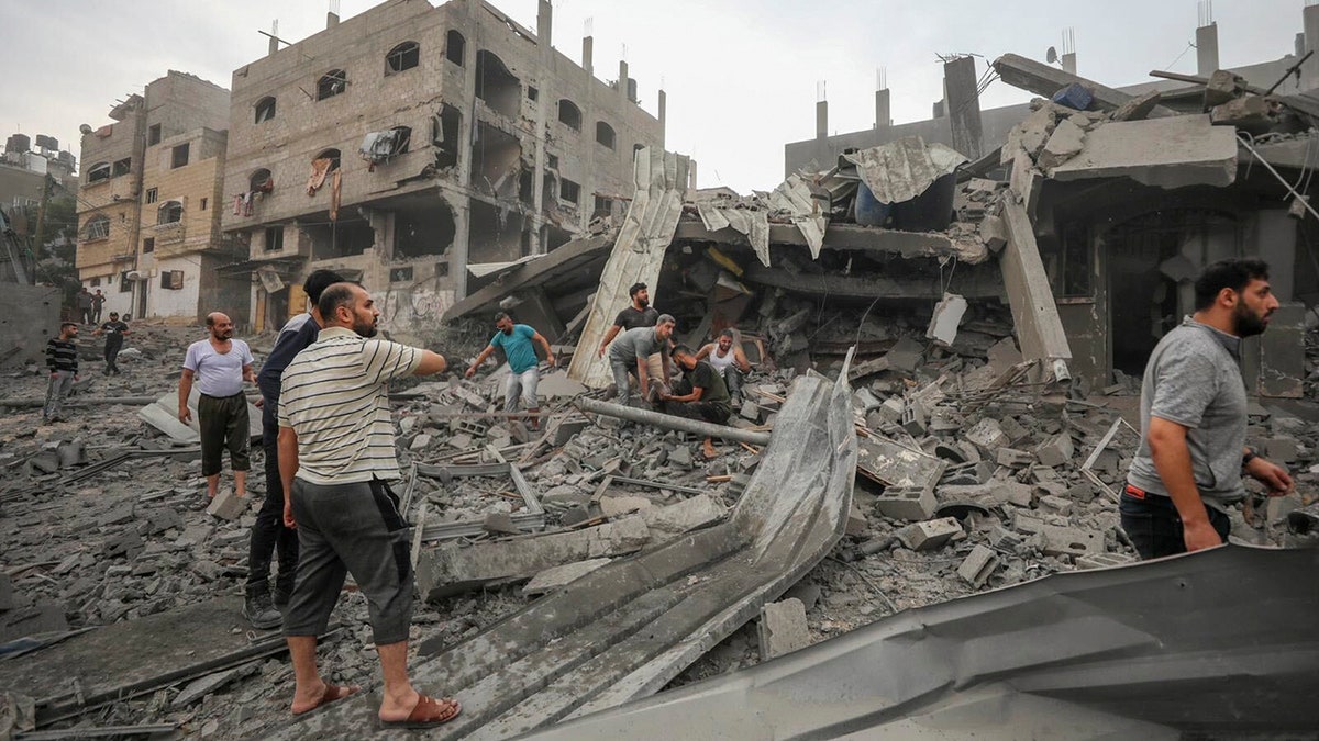 People search for survivors after Gaza airstrike