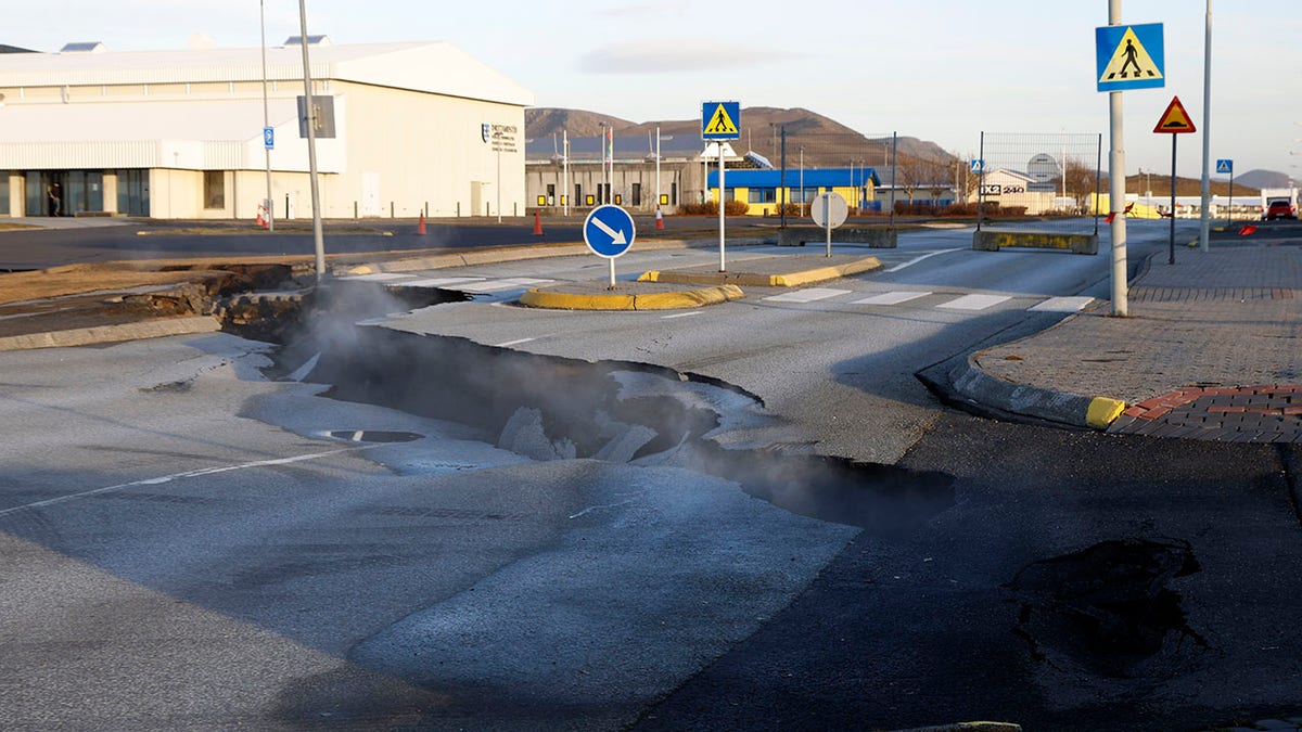 Iceland volcanic activity Grindavik