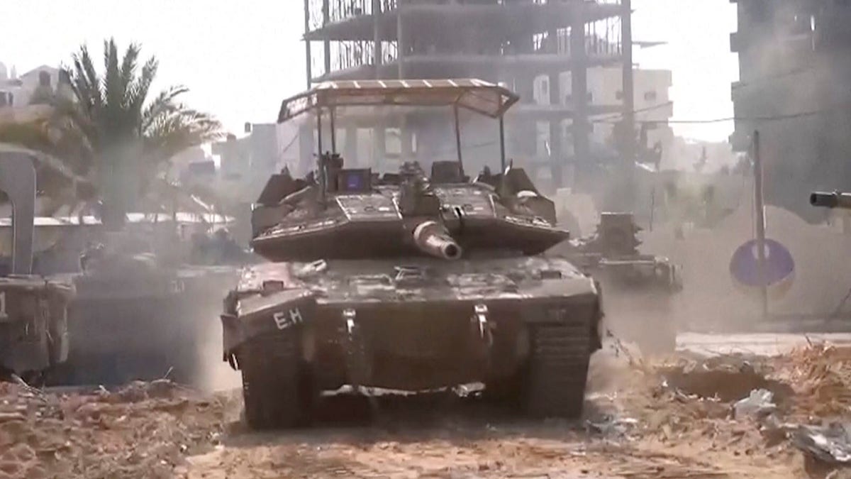 Israel tank in Gaza