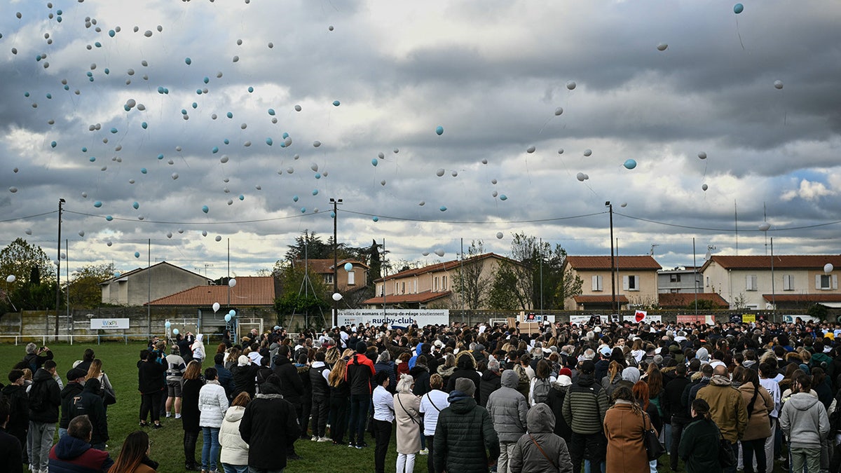Balloons let out in Thomas' memory