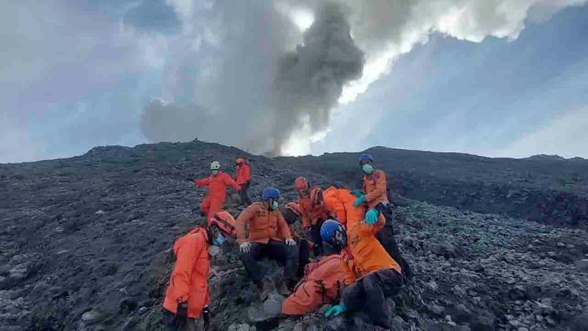 rescuers on Mount Marapi