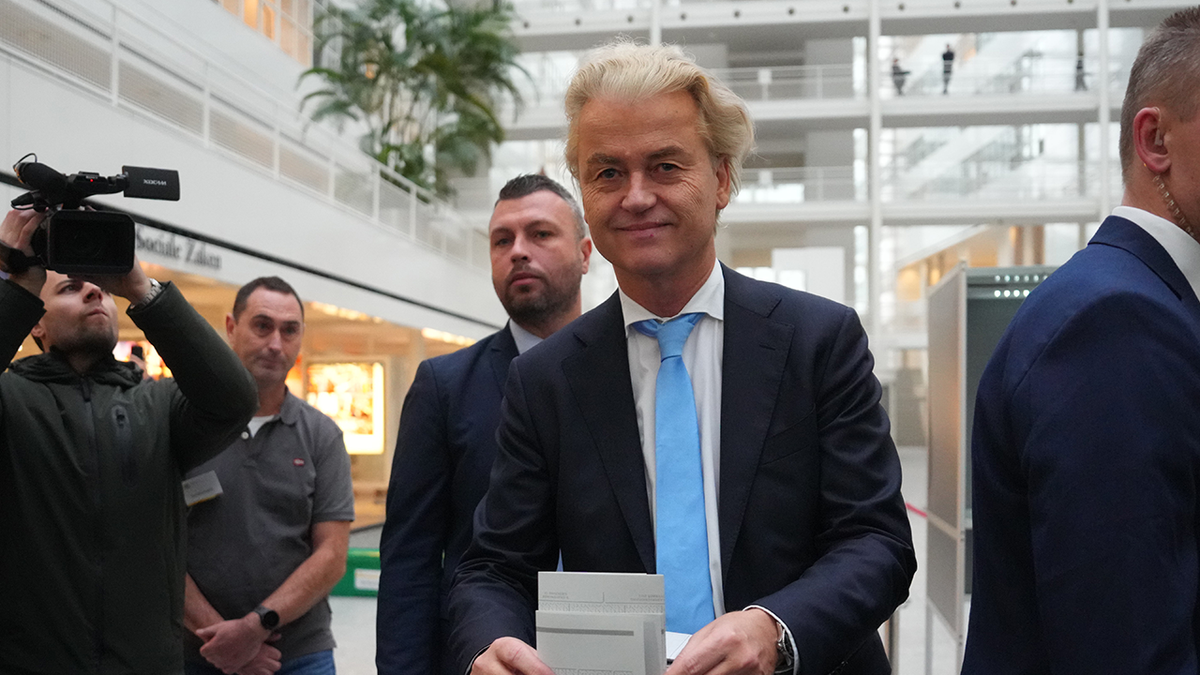 Geert Wilders voting