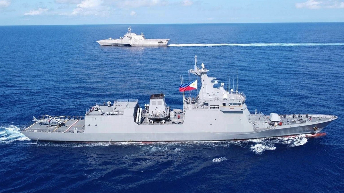 US ship, Chinese vessel