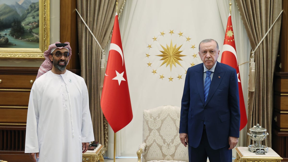 Turkey UAE meeting