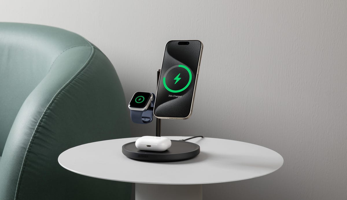 anker-maggo-wireless-charging-station-3-in-1-stand