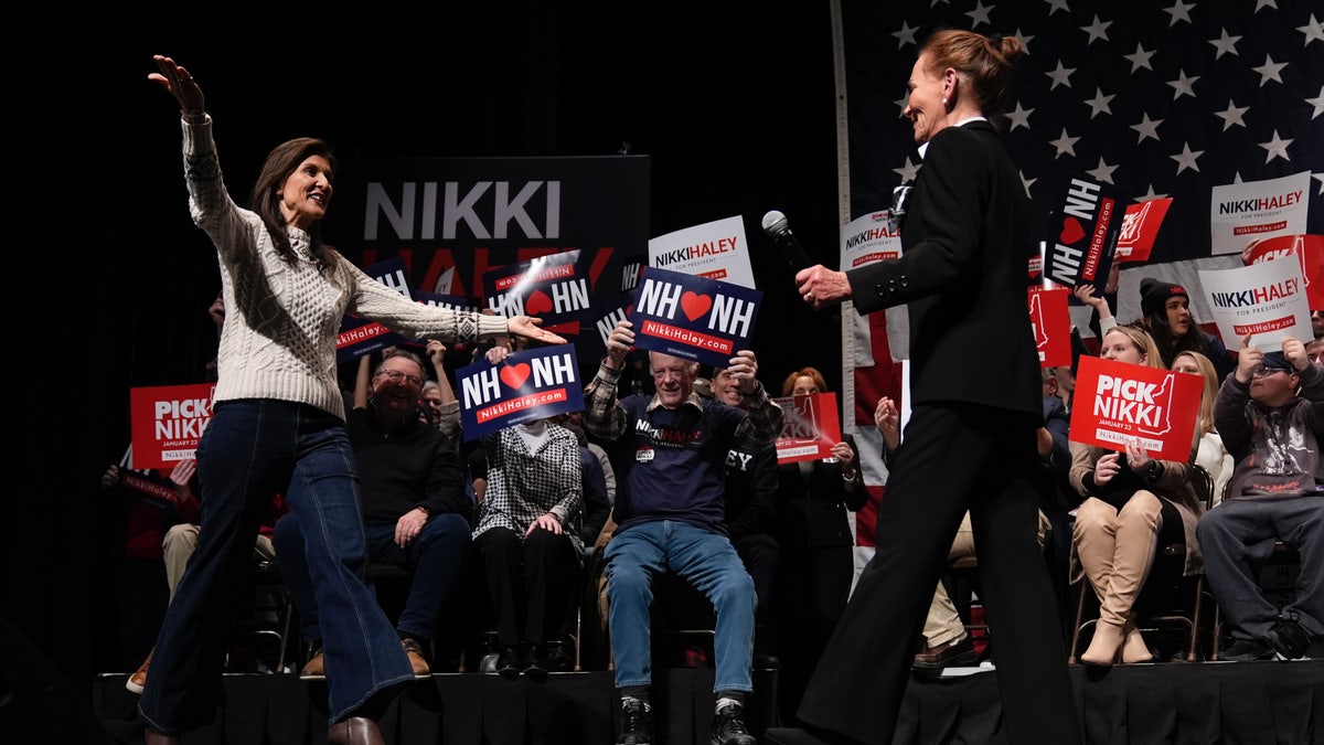 Judge Judy takes the stage with Nikki Haley