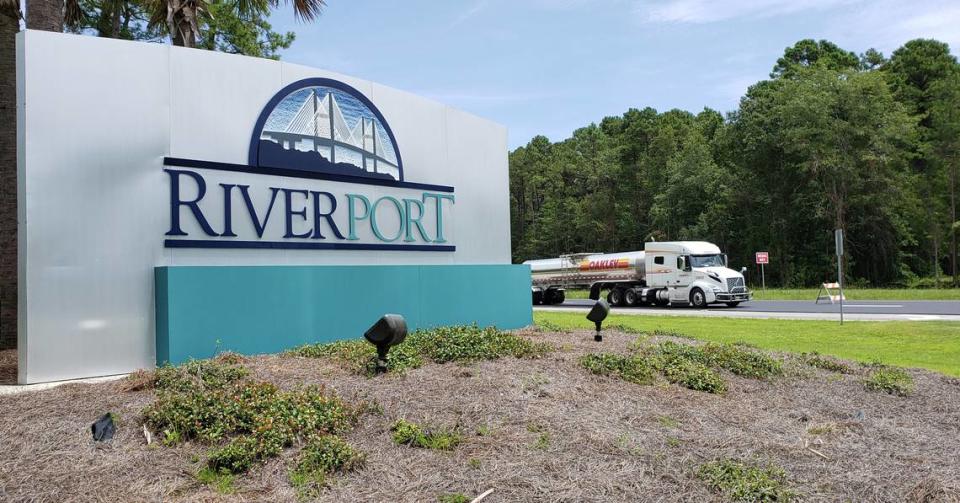 Riverport Commerce Park, as seen on Monday afternoon, is roughly 1,700 acres of a 5,000-acre mixed-use tract in Jasper County. The developer, City of Hardeeville and Jasper County propose connecting the business park at U.S 17 with a flour-lane parkway to the new interchange at Interstate 95 and Purrysburg Road.