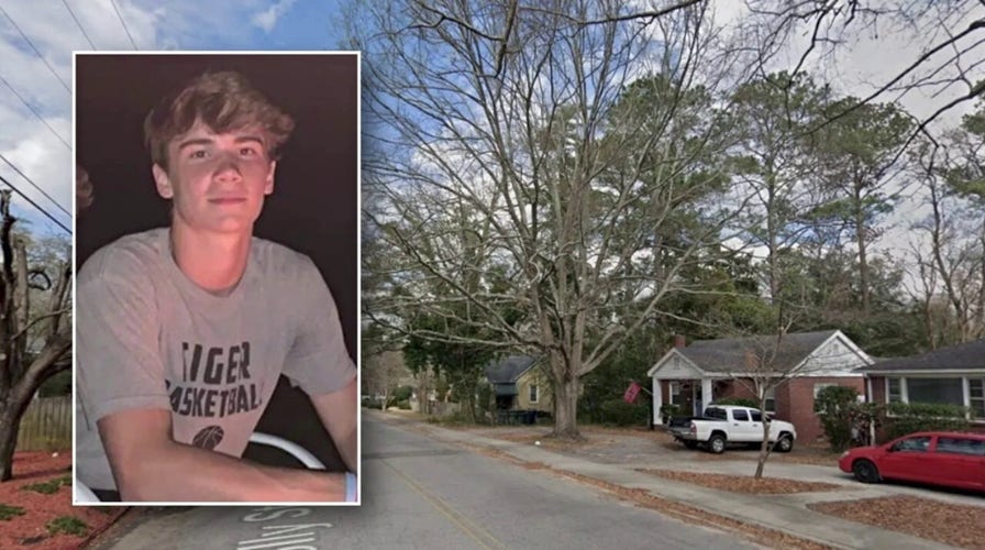 Hear 911 call made after shooting of SC college student who tried to enter wrong house