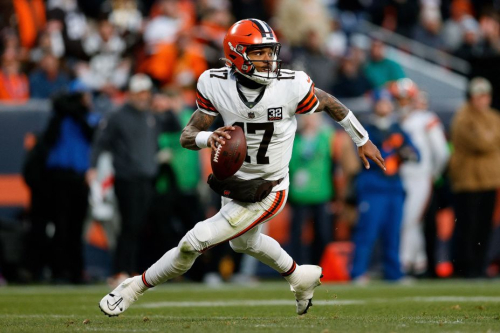 Cleveland Browns quarterback Dorian Thompson-Robinson scrambles in the backfield. The Browns lost 29-12 to the Denver Broncos.