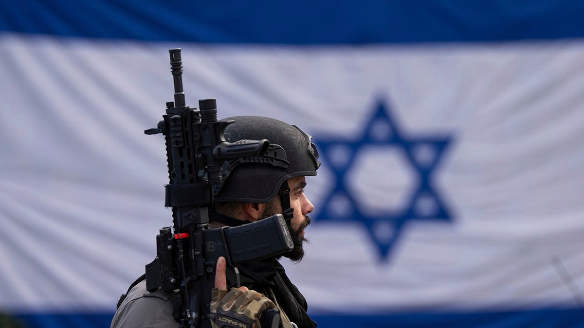 Israeli flag, soldier