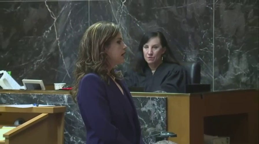 Jennifer Crumbley trial: Defense makes opening statements 