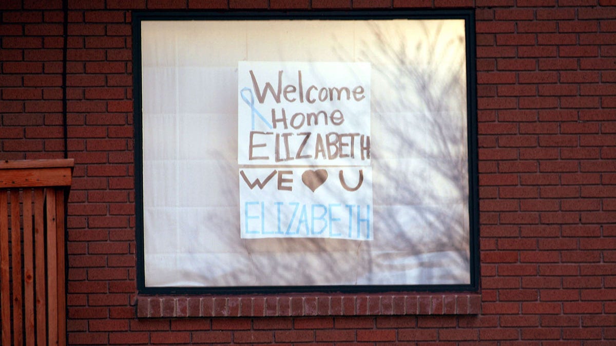 A welcome home elizabeth sign