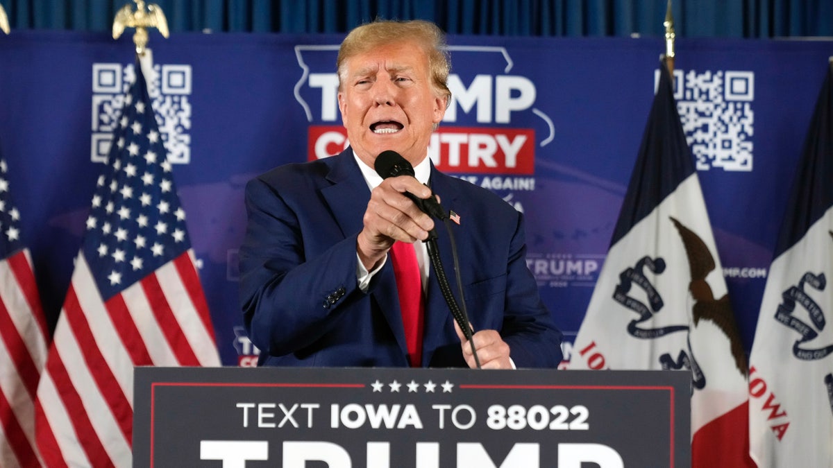 Donald Trump kicks off his final sprint in Iowa ahead of the Jan. 15 Republican presidential caucuses