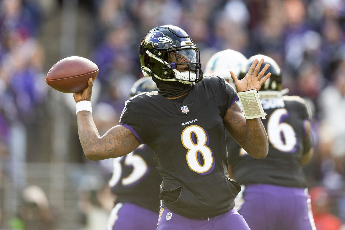 Lamar Jackson of the Baltimore Ravens looks to pass.