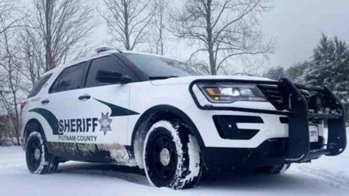 Putnam County Sheriff's vehicle