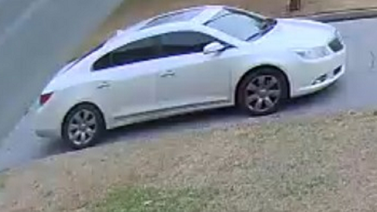 Virginia Beach police searching for vehicle