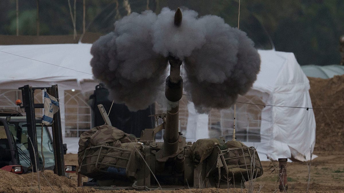 Israeli mobile artillery