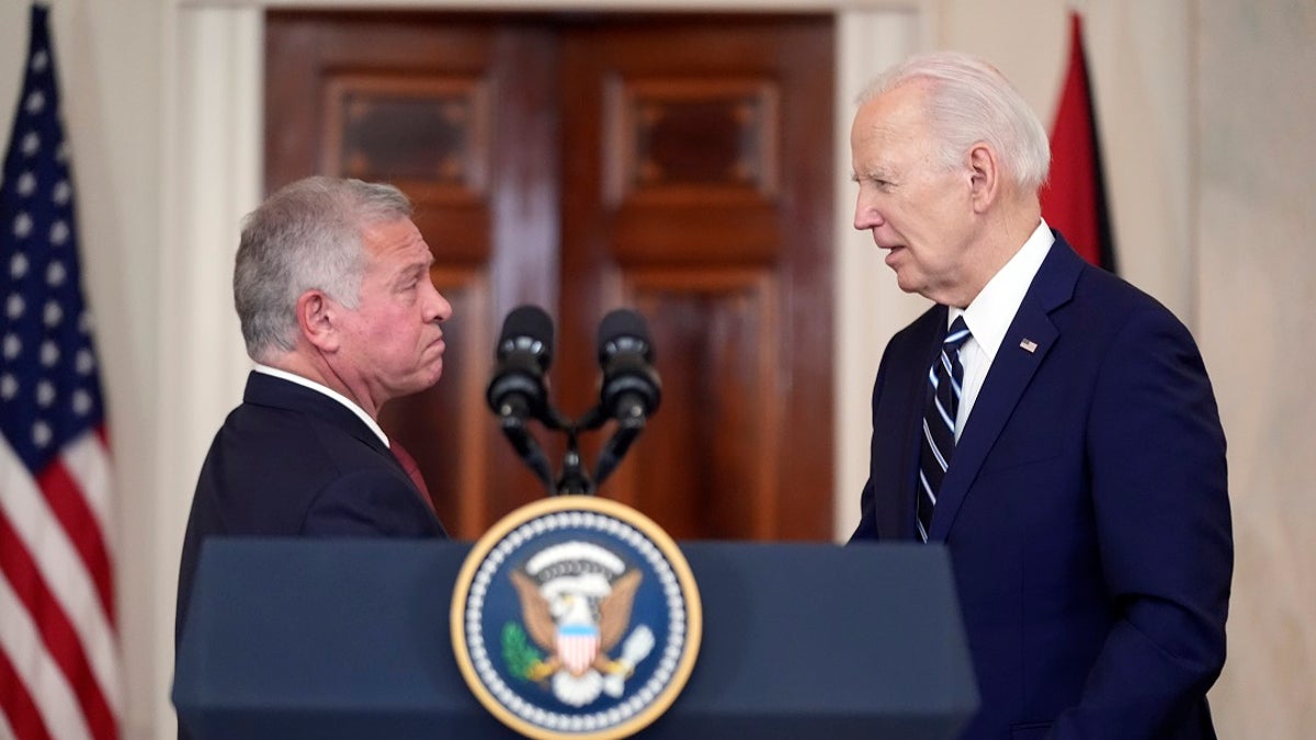 Biden meets with Jordan leader