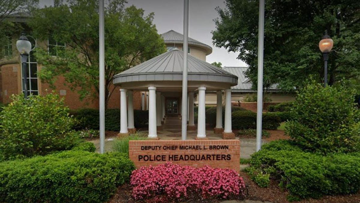 The front of the Smyrna Police Department
