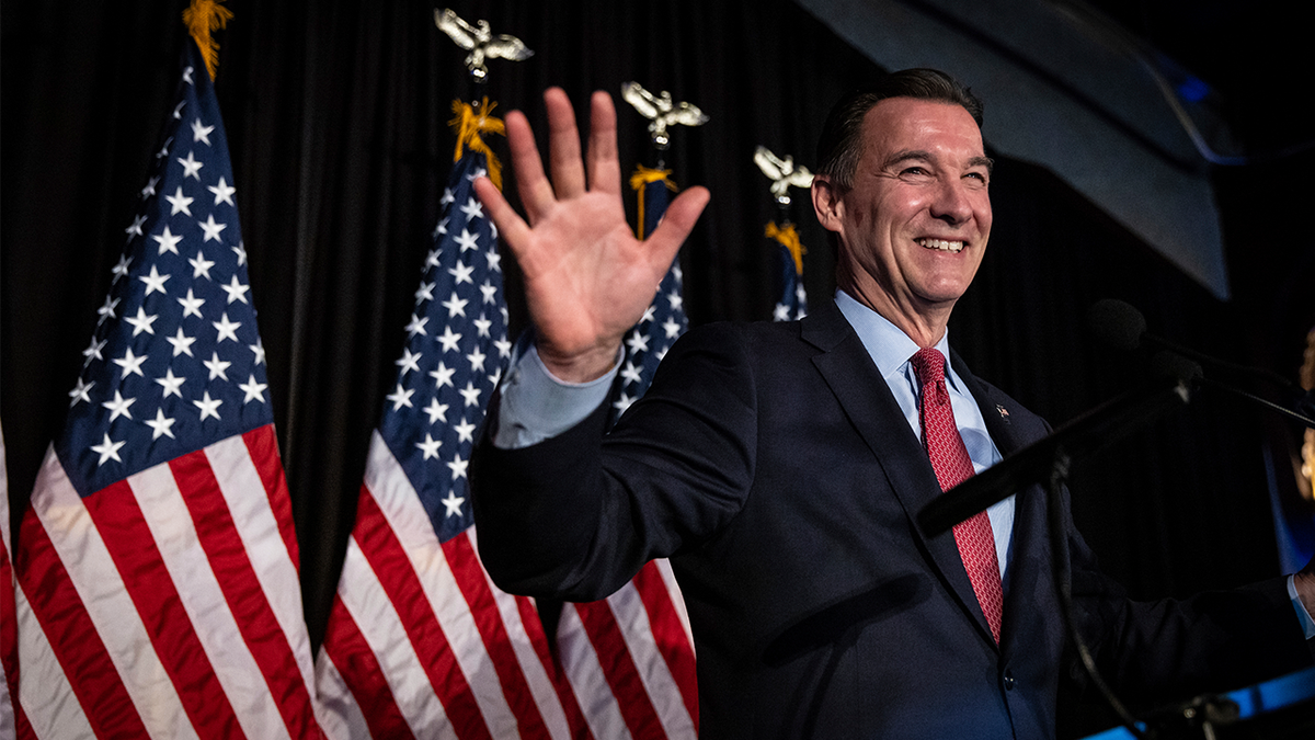 Tom Suozzi