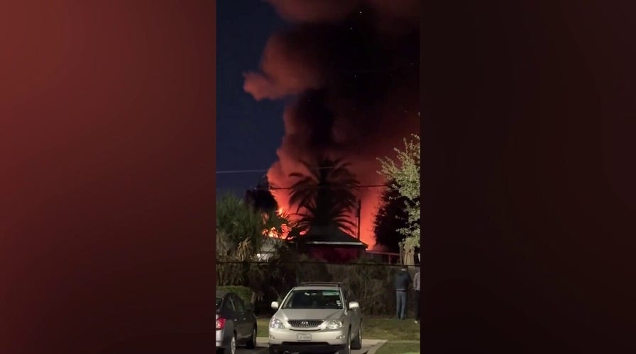 DEVELOPING: Small plane crashes into Florida mobile home park sparking fire