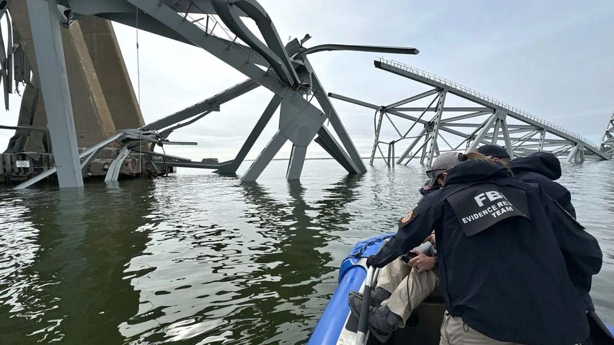 FBI on scene of Baltimore bridge collapse 