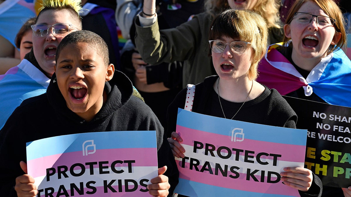 children protesting for transgender rights