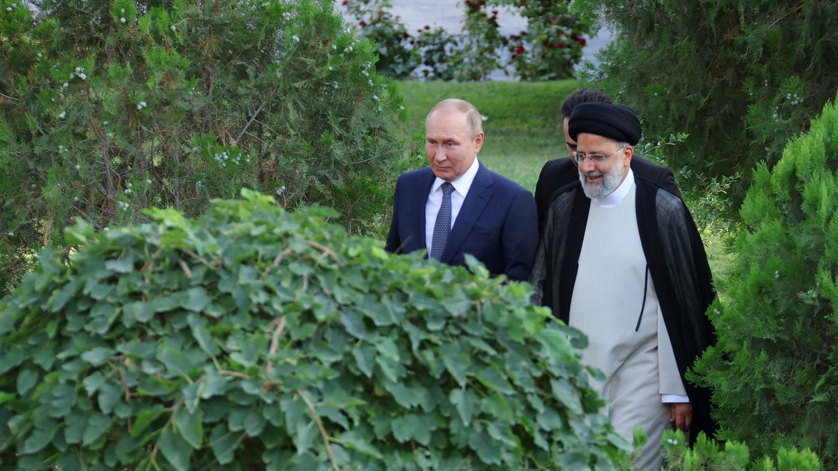 Vladimir Putin Raisi Iran Russia