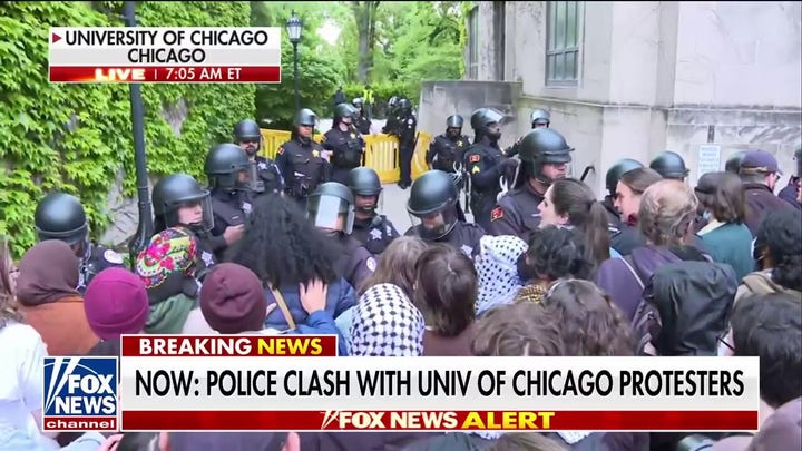 Police confront anti-Israel agitators at University of Chicago