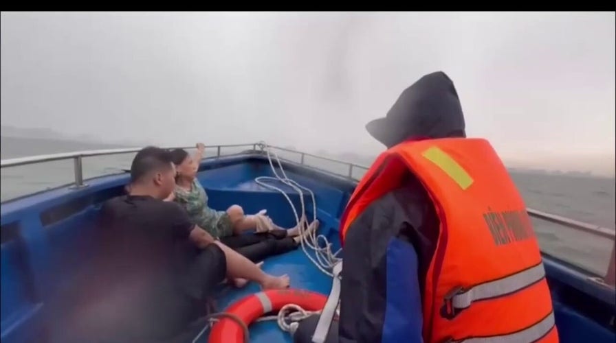 Tourist boat capsizes in Vietnam leaving 34 dead