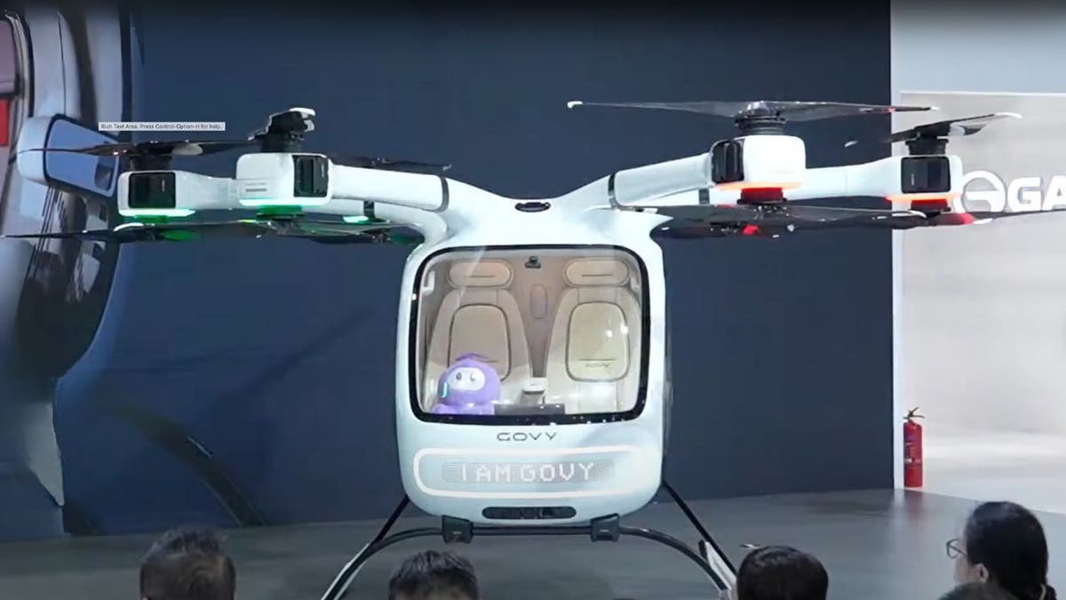 china's flying car 2