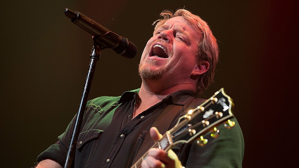 Pat Green singing